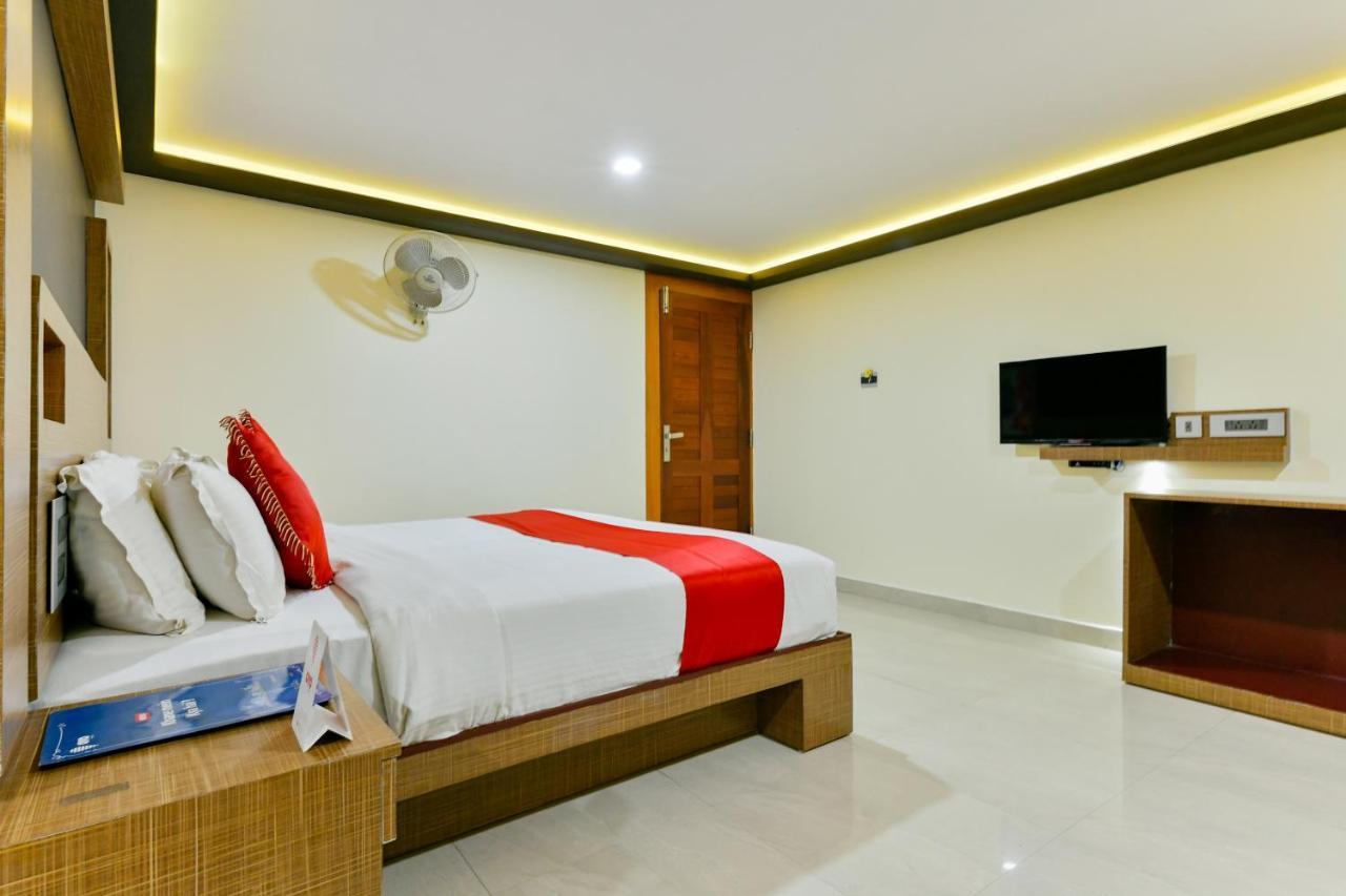 Oyo 1889 Hotel Aj Park Alappuzha Εξωτερικό φωτογραφία